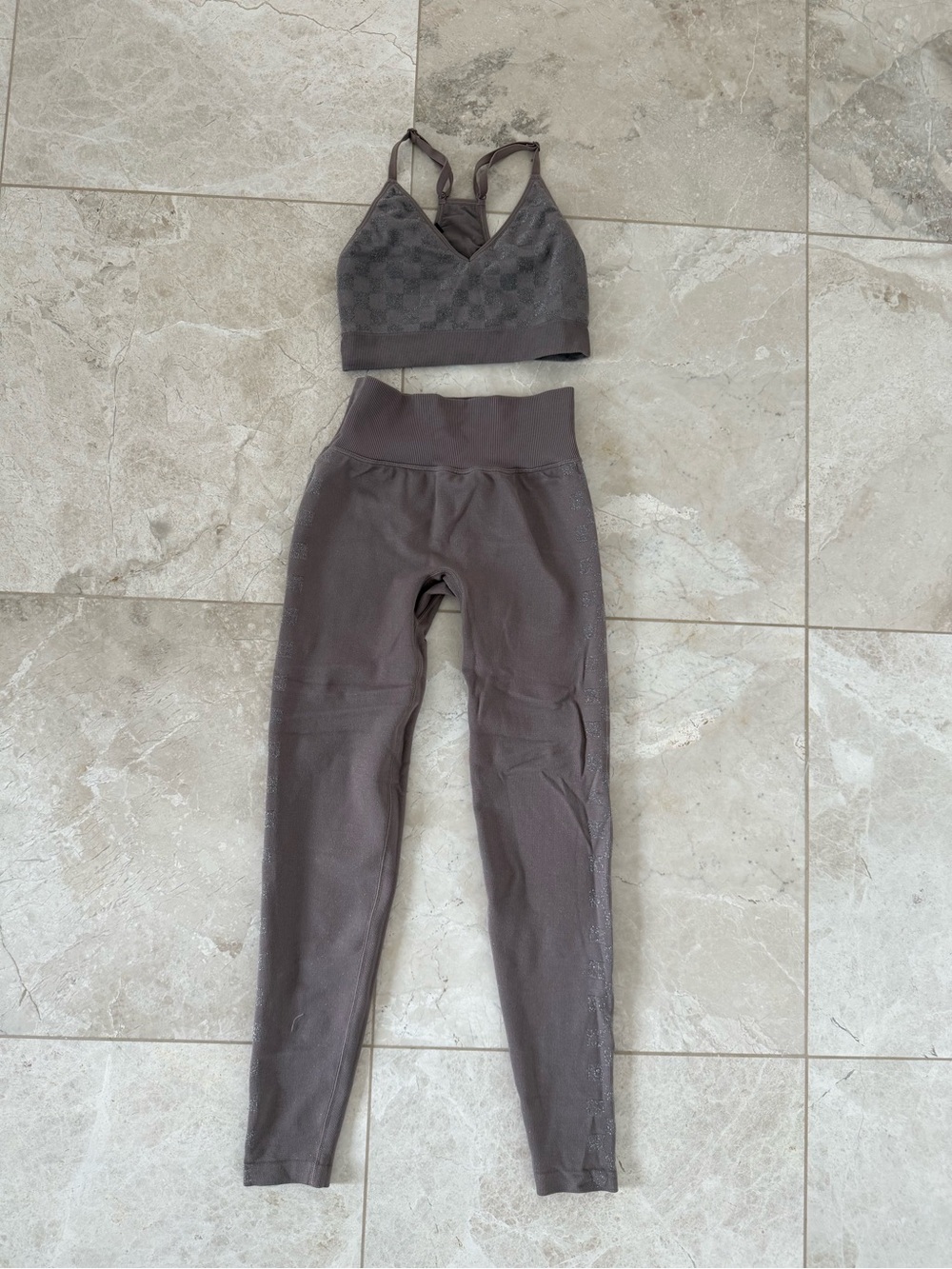 Women's High-Waist Seamless Leggings & Sports Bra Set - Gray